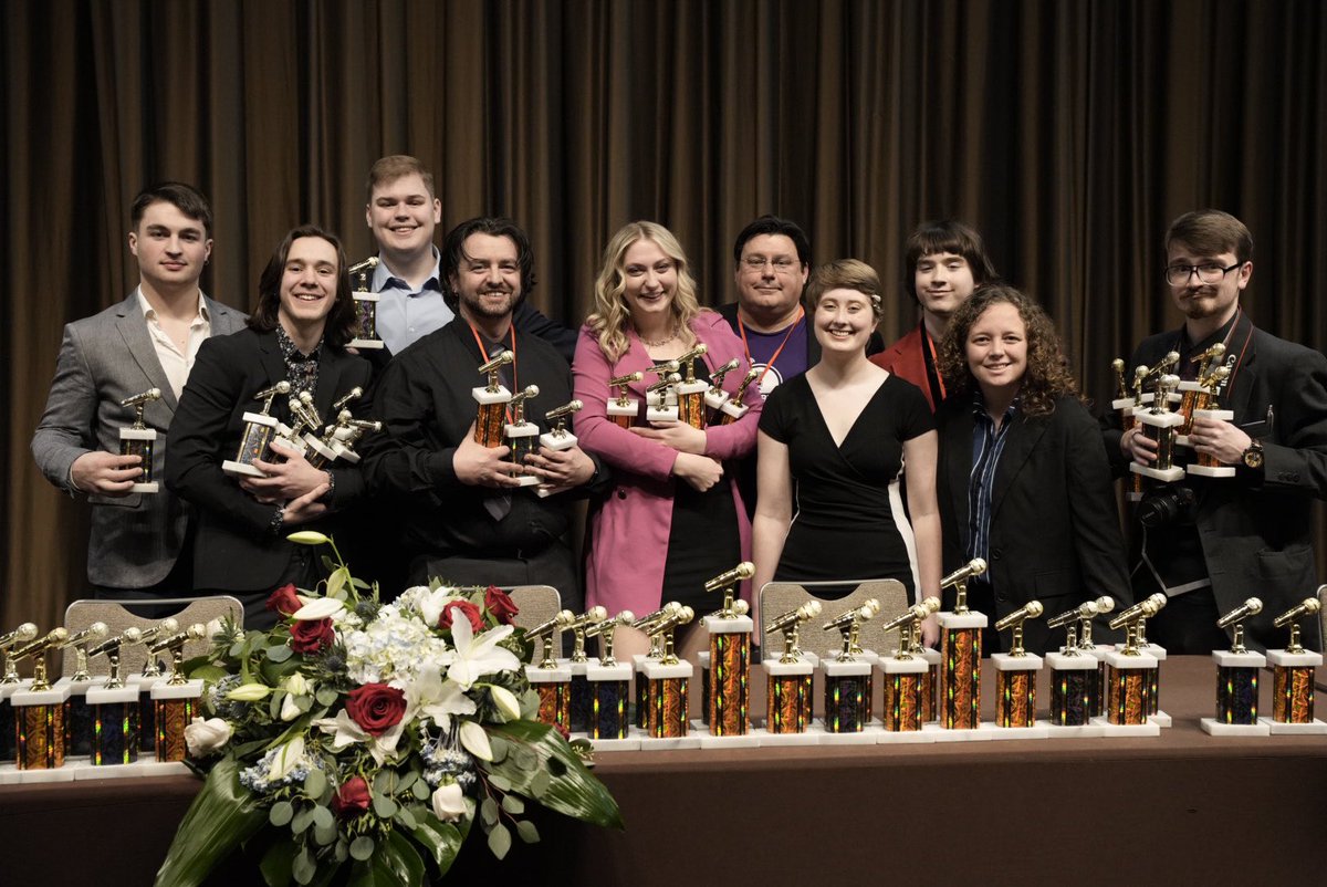 911TheGlobe's tweet photo. Big congrats to The Globe Staff for dominating @IBSStudentMedia Individual Winners Includeβ¦
@AmeliaLee___ radio student station manager @dante_stanton radio sports director and underwriting @lyss_mcdonald news promo and video news story
Globe Staff best social media campaign https://t.co/dr7v6fR7Hu