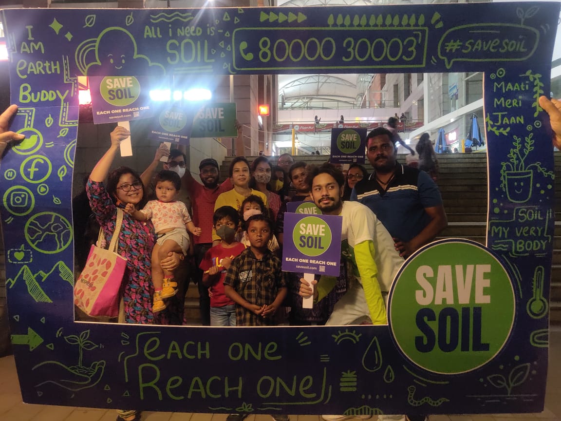 lipisori's tweet image. The day has arrived and the Walk will start soon. Soil is the only solution to every next issue. Let&apos;s #SaveSoil and make it happen. #ConsciousPlanet @cpsavesoil @Richa36640647 @Navajyoti_B @Savesoilandlife @guptaankit_1 @bkmsmv @save_soil_1 @ManuranjanGog18 @Surendr52247488