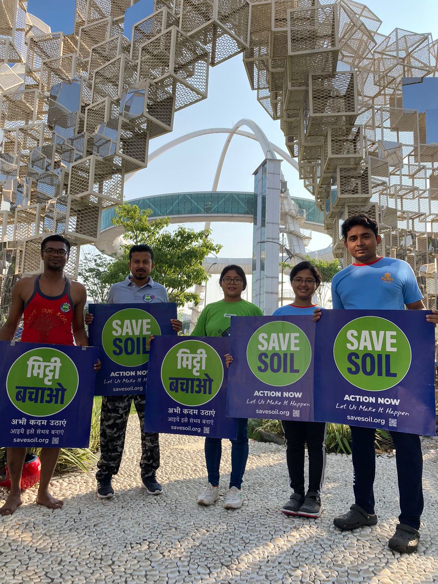 lipisori's tweet image. The day has arrived and the Walk will start soon. Soil is the only solution to every next issue. Let&apos;s #SaveSoil and make it happen. #ConsciousPlanet @cpsavesoil @Richa36640647 @Navajyoti_B @Savesoilandlife @guptaankit_1 @bkmsmv @save_soil_1 @ManuranjanGog18 @Surendr52247488