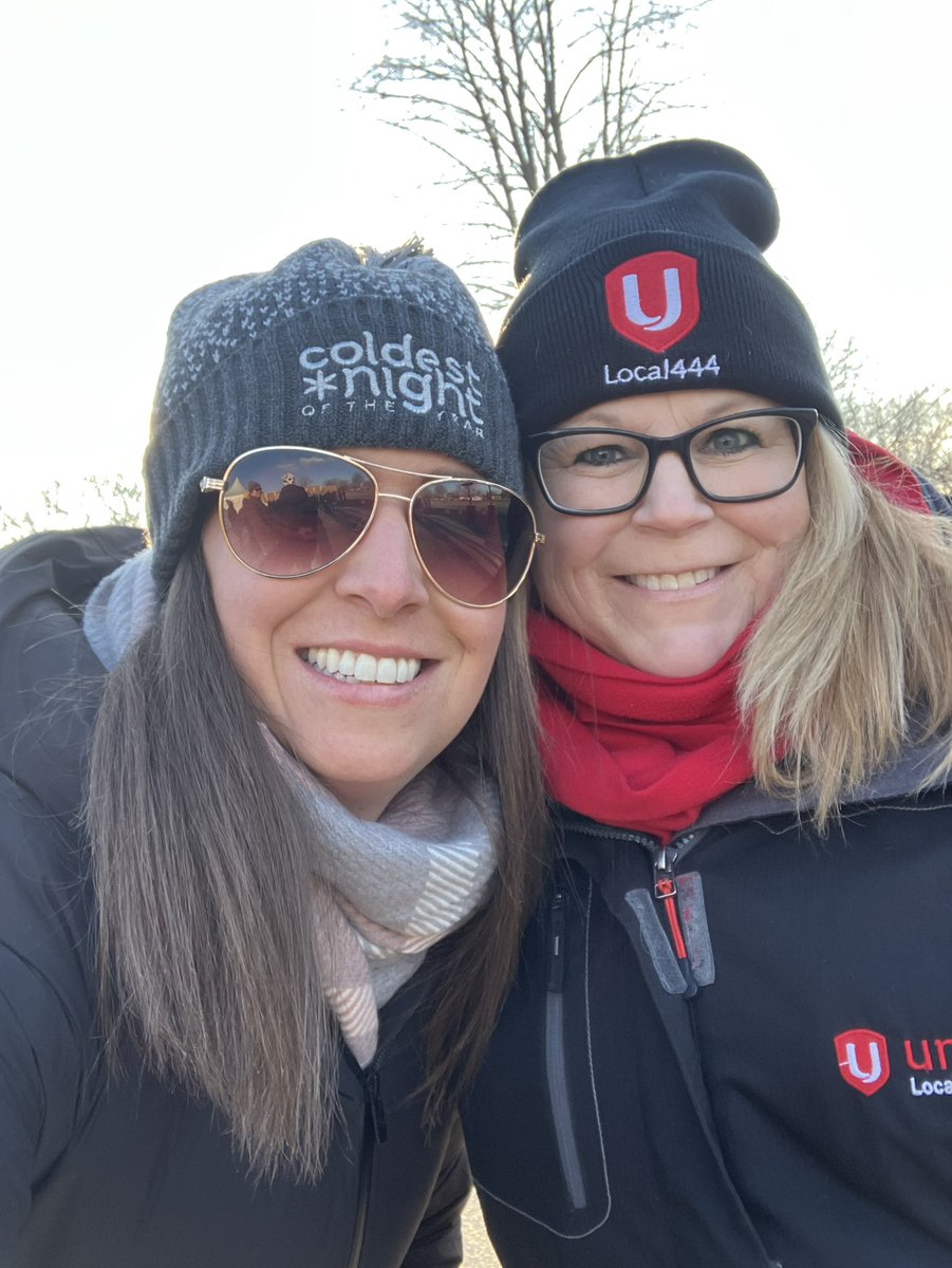 LOCAL444UNIFOR's tweet photo. Our Youth and EFAP
Committees rocked the Coldest Night of the Year walk!

The committees raised money for local charities serving people experiencing hurt, hunger, and homelessness.

#CNOTY #uni444committees #uni444community https://t.co/IoKcKl0X5G