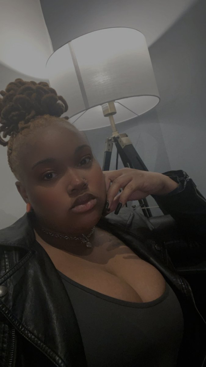 KiraaBabyy's tweet photo. @snowblvck_ https://t.co/IN43Ynh1hY