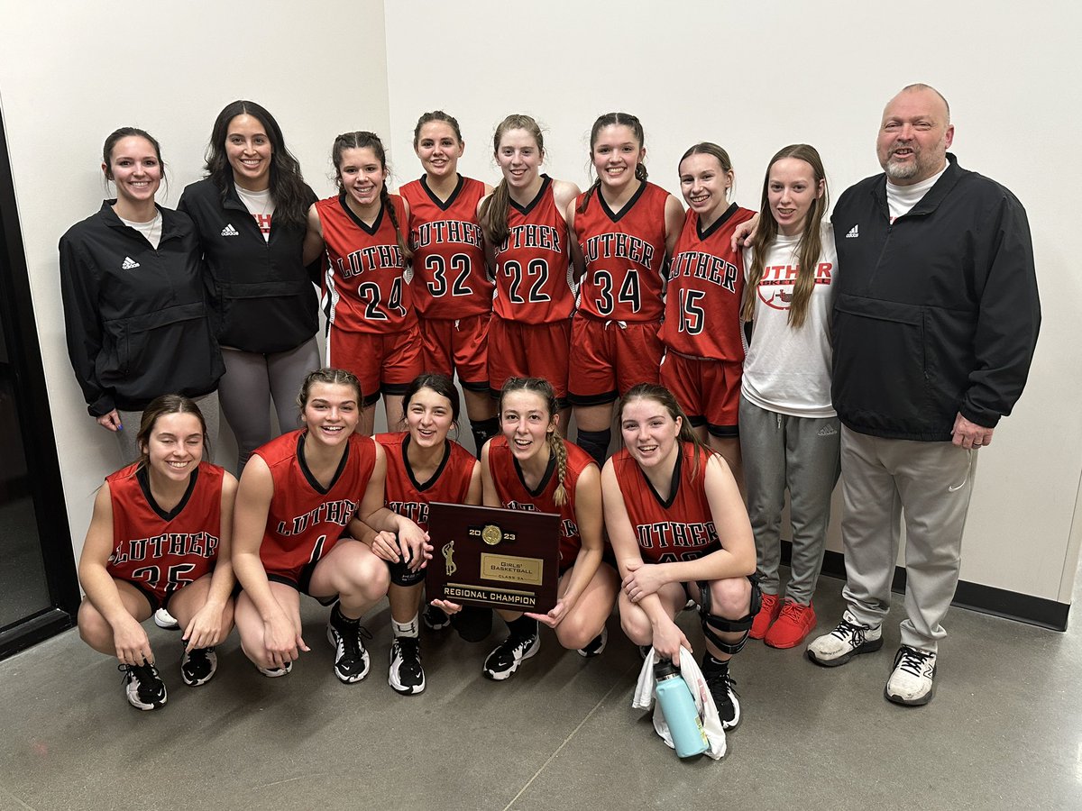 LHS Girls 🏀 is 3A Area 1 Regional CHAMPS! Final score 48-44 over #9 ranked Alva. We will face the Washington Warriors at Enid HS on Friday, March 3rd at 6:00 pm in the Area Championship.