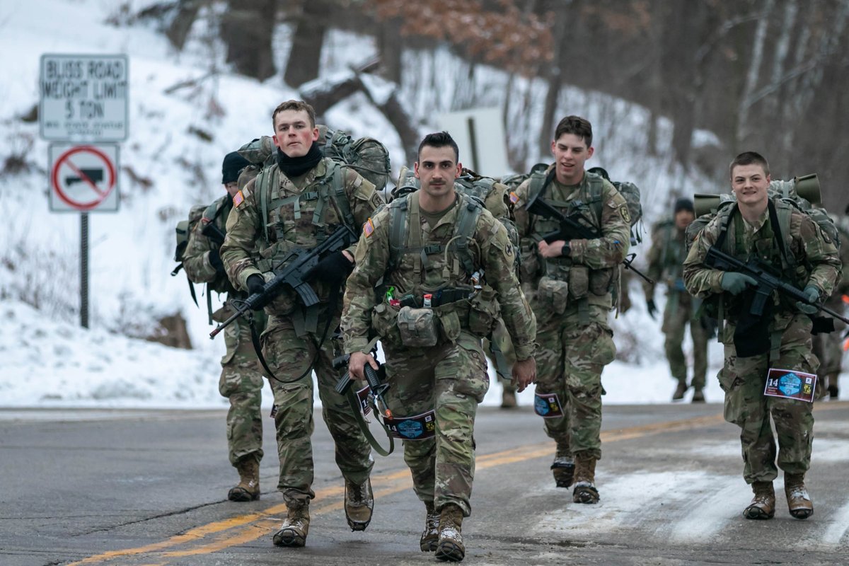 Army ROTC tweet media