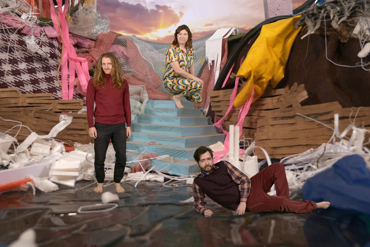 vagonalt's tweet photo. The Burning Hell are on now in El Vagón Alternativo. Playing you the best in new indie music #elvagonalternativo #theburninghell #NowPlaying @theburninghell https://t.co/vSyk6oK70p