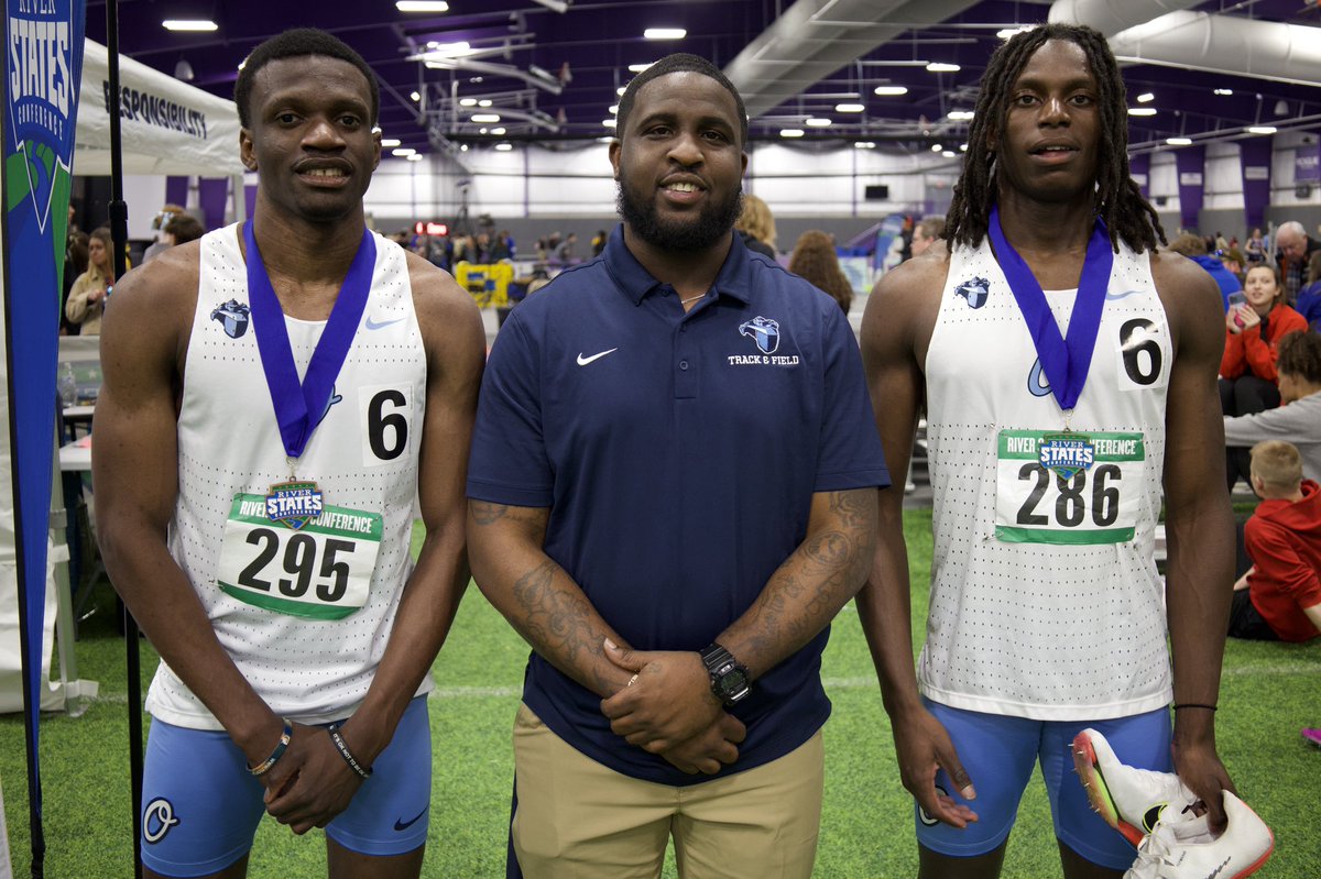 Congrats to Merdi on finishing 3rd in the 400m dash! 

Merdi and Bayero went 1st &amp; 3rd