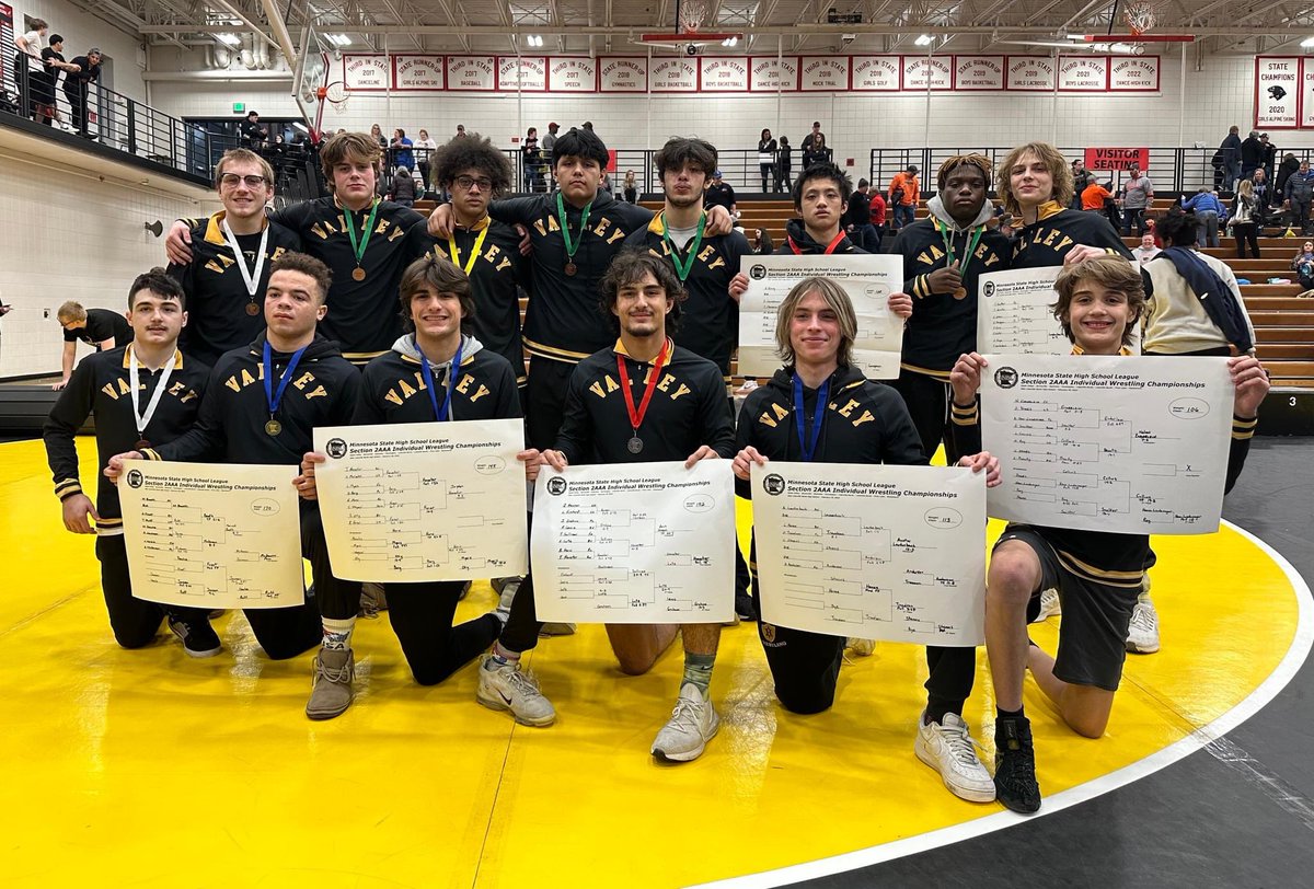 JoshuaBarlage's tweet photo. Apple Valley had a GREAT day at the Section 2AAA Individual Tournament placing all 14 Wrestlers!... 7 Wrestlers will be advancing to the State Individual Tournament on March 3-4th at the Xcel Energy Center! 🦅 https://t.co/Z8TQjg0whQ