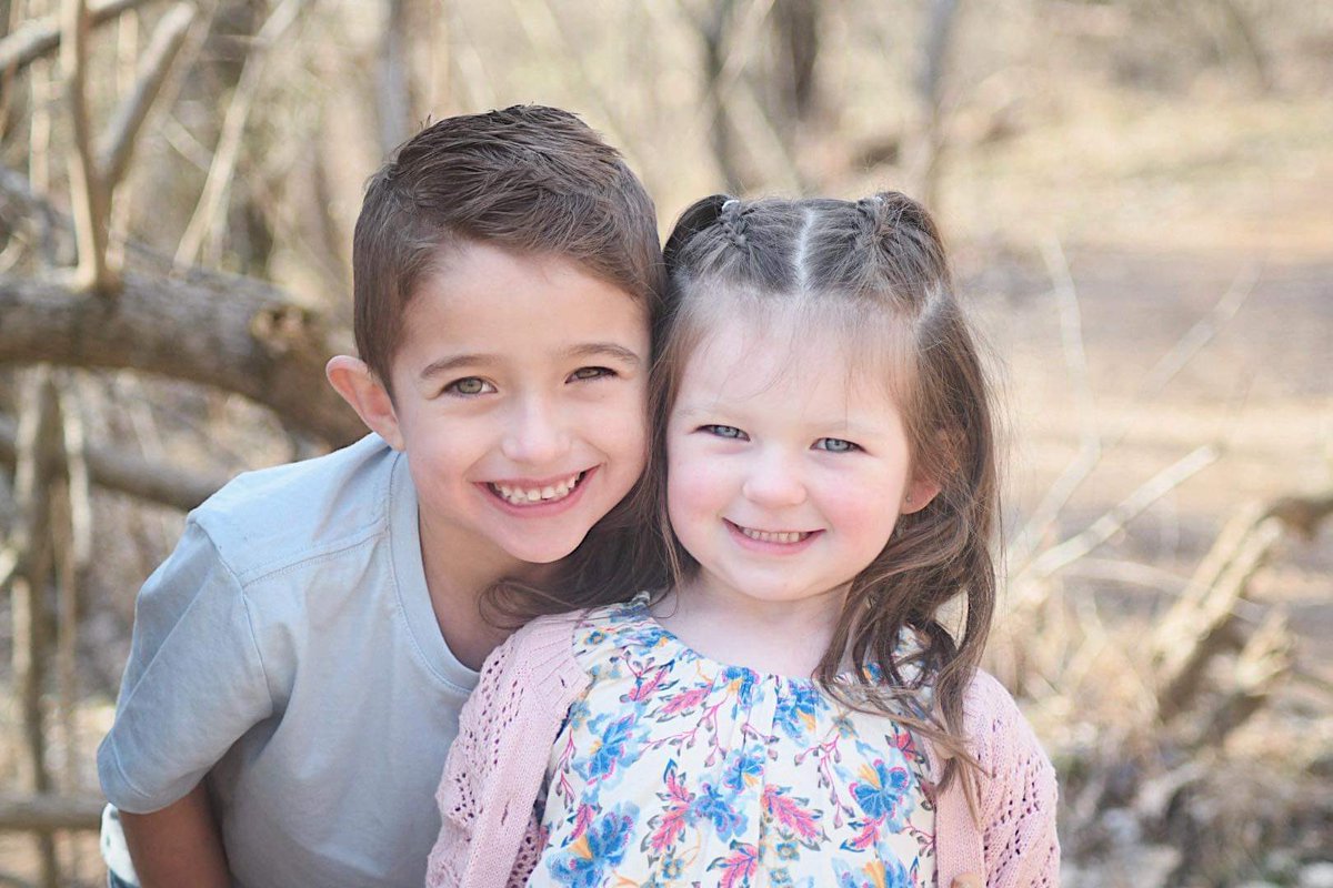 MrsCrady's tweet photo. Kyle and I have the prettiest little babes 🥹 https://t.co/y3iKxFROU6