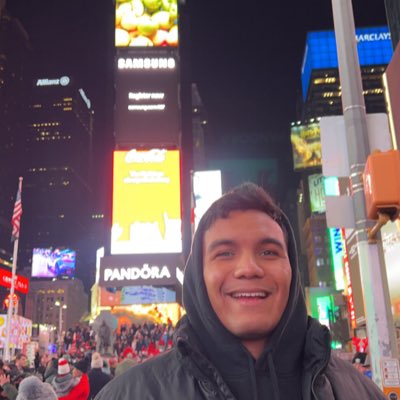 Cesar_Gunz's tweet photo. #NewProfilePic #Timessquare #buttonnose #Cesar2023 #SATX #mailman #johovawitness #brisket #RDGPA #USMC https://t.co/M4i0QW16yS