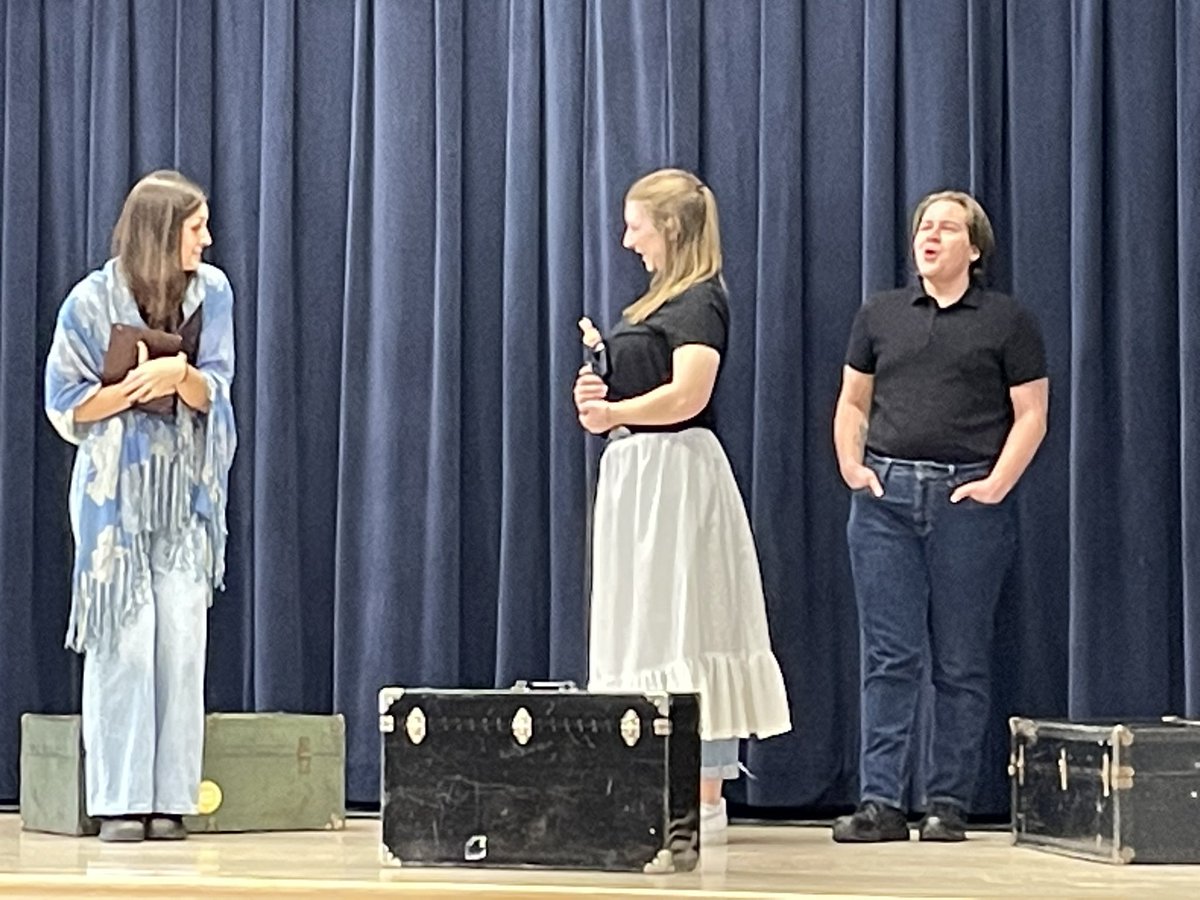 OkruchMrs's tweet photo. The CU theatre department treated us to a fabulous performance of “The Miraculous Journey of Edward Tulane”.  This has always been a favorite read aloud in my classroom. Amazing to see the story come to life!  Students loved it! @DouglassElem @harveyoaxaca @KateDiCamillo https://t.co/weNBCHRHl1
