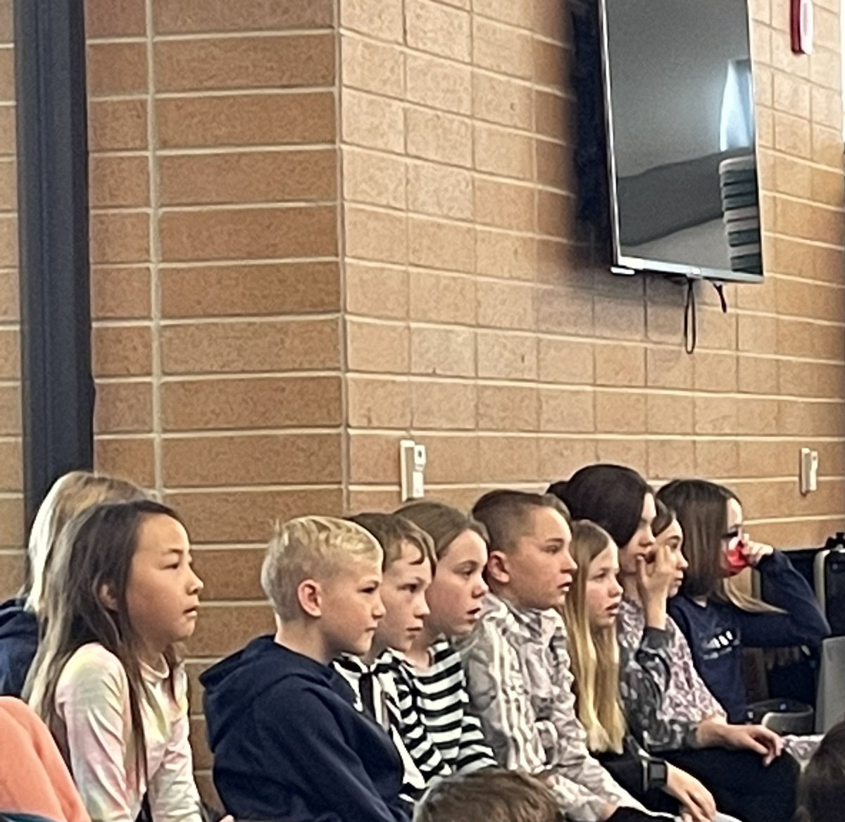 OkruchMrs's tweet photo. The CU theatre department treated us to a fabulous performance of “The Miraculous Journey of Edward Tulane”.  This has always been a favorite read aloud in my classroom. Amazing to see the story come to life!  Students loved it! @DouglassElem @harveyoaxaca @KateDiCamillo https://t.co/weNBCHRHl1