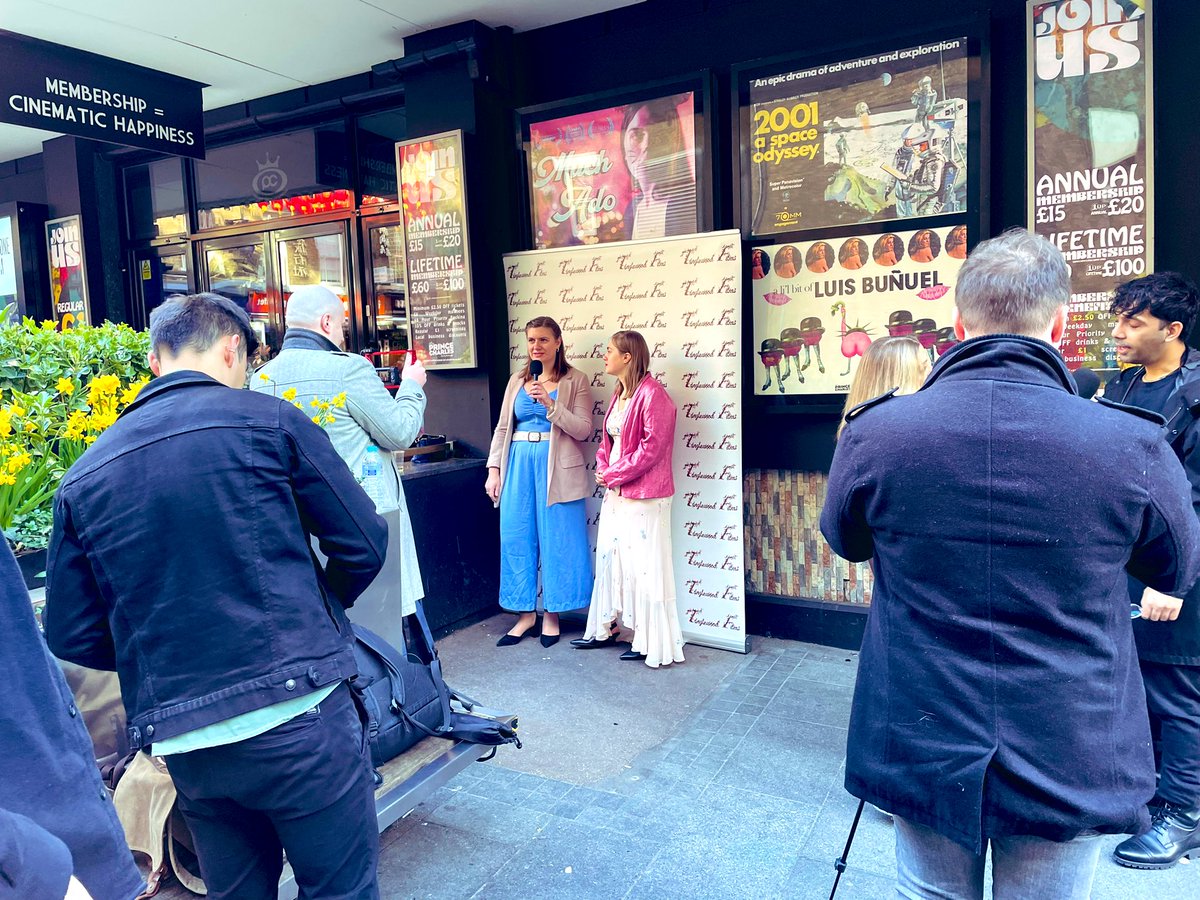 GilesAlderson's tweet photo. Lovely screening of the @ShaxperSisters #MuchAdo at #PrinceCharlesCinema today!! They go off on their Q&amp;A cinema tour next! Catch it if you can! #supportindiefilm https://t.co/ss2dMesBp8