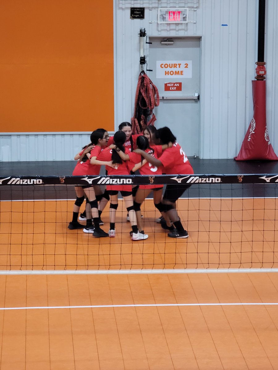 itsdjirok's tweet photo. Volleyball Ready... Tournament Ready... Let's gooo Hot Hitters..
#NumberEleven #ThePortillos #KingiRok https://t.co/B3n9aa3QJh