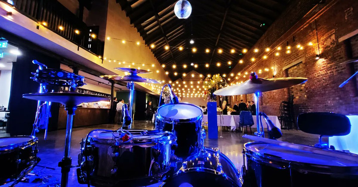 sjsdrums's tweet image. Ready to Rock the Engine Works Glasgow!
😎💫💥🖤🥁

@SoultoneCymbals
@loscabossticks
@cosmicears

#drummer #engineworks #Glasgow