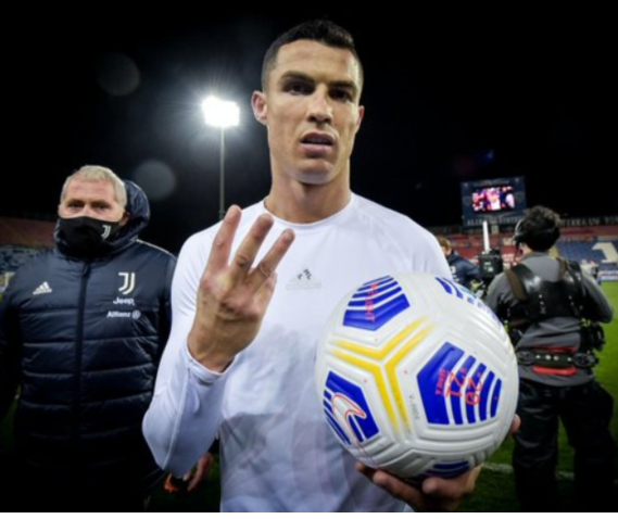 Cr7stianismo_'s tweet photo. Con 63 hat-tricks como profesional, Cristiano Ronaldo es el jugador con más hat-tricks de la historia del fútbol.

30 de esos tripletes los marcó antes de cumplir los 30 años, y 33 con treinta o más.

La longevidad del mejor jugador de la historia🐐 https://t.co/KzoW4erQUN
