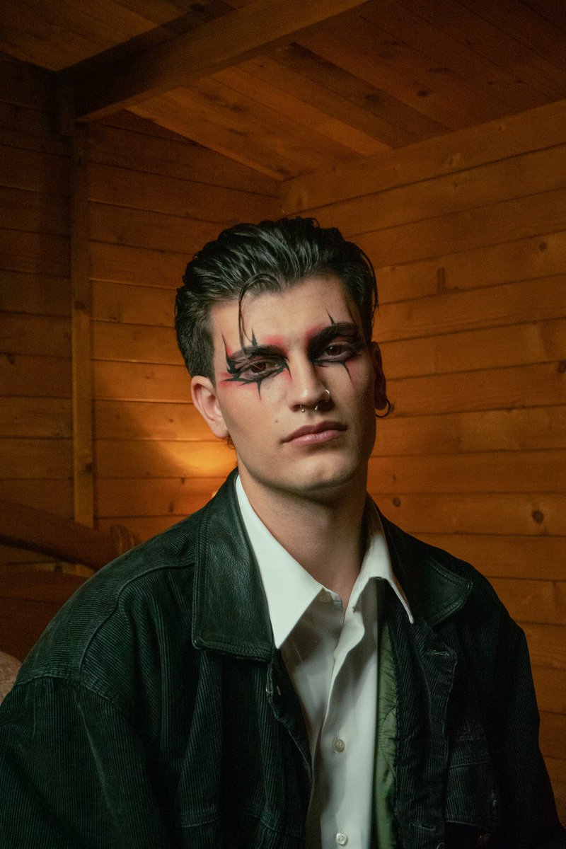 nazaretpas's tweet photo. Maquillaxe para o videoclip “Dear Ghost” de Lost Minnow 
Producido por: @treceamarillo 

Todo o mundo click no enlace 🏃🏃
https://t.co/UayTslcQHe https://t.co/Nfxyy8EW4f