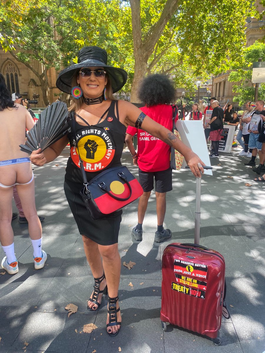 stuart on Twitter: "Who wants to watch arseholes on tv? Or, naked butts for that matter?"