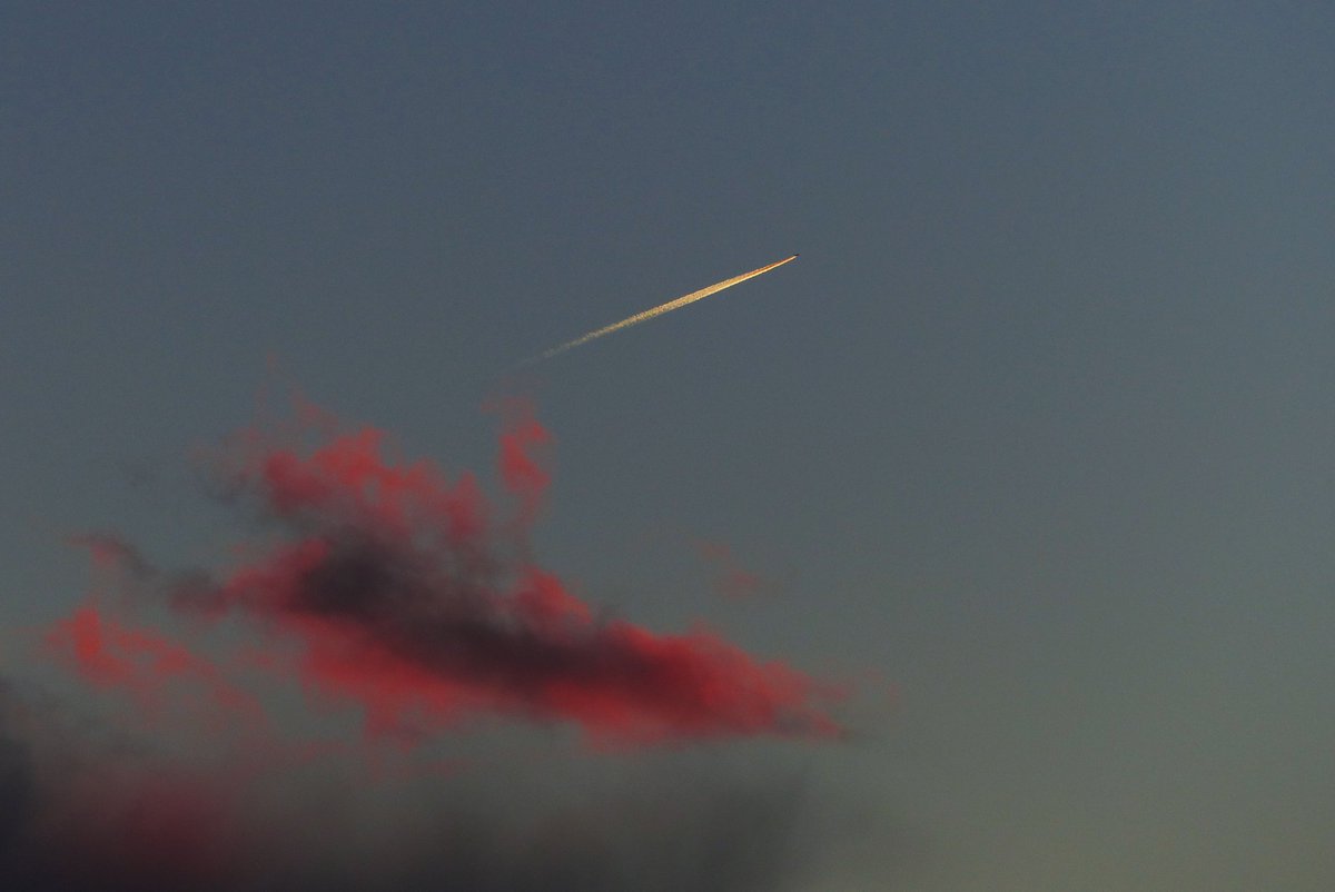 #Zonsondergang #25Feb2023 #Groningen @Helgavanleur <a href="/WNLVandaag/">WNL Vandaag</a> <a href="/RTLnieuws/">RTL Nieuws</a>  <a href="/BuienRadarNL/">Buienradar</a> <a href="/tvnoord/">TV Noord</a>