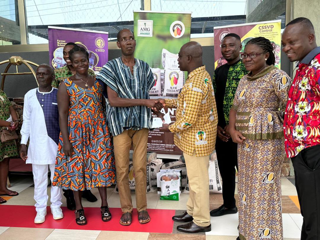GhanaAmg's tweet photo. AMG partner with Cocobod to honour fifteen visually impaired cocoa farmers https://t.co/Np4qFWAKdY