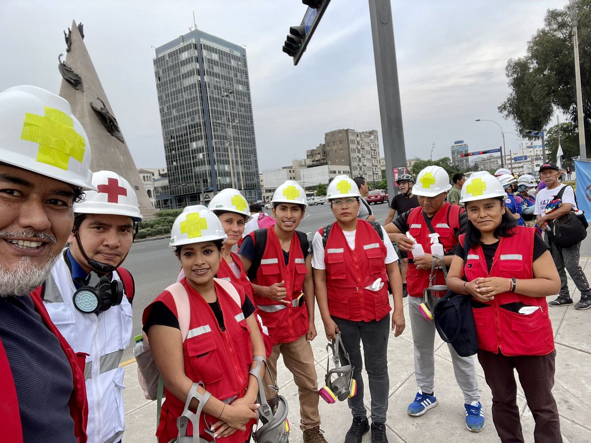 drantonioquispe's tweet image. “#25F : Tantos asesinatos extrajudiciales jamás serán olvidados!”

Una nueva manifestación pacífica ha sido convocada hoy en #CampoDeMarte y como #Brigadistas nos hemos activado para proteger a quienes ejercen su derecho constitucional a la protesta!

#SOSPeru
#NiOlvidoNiPerdón