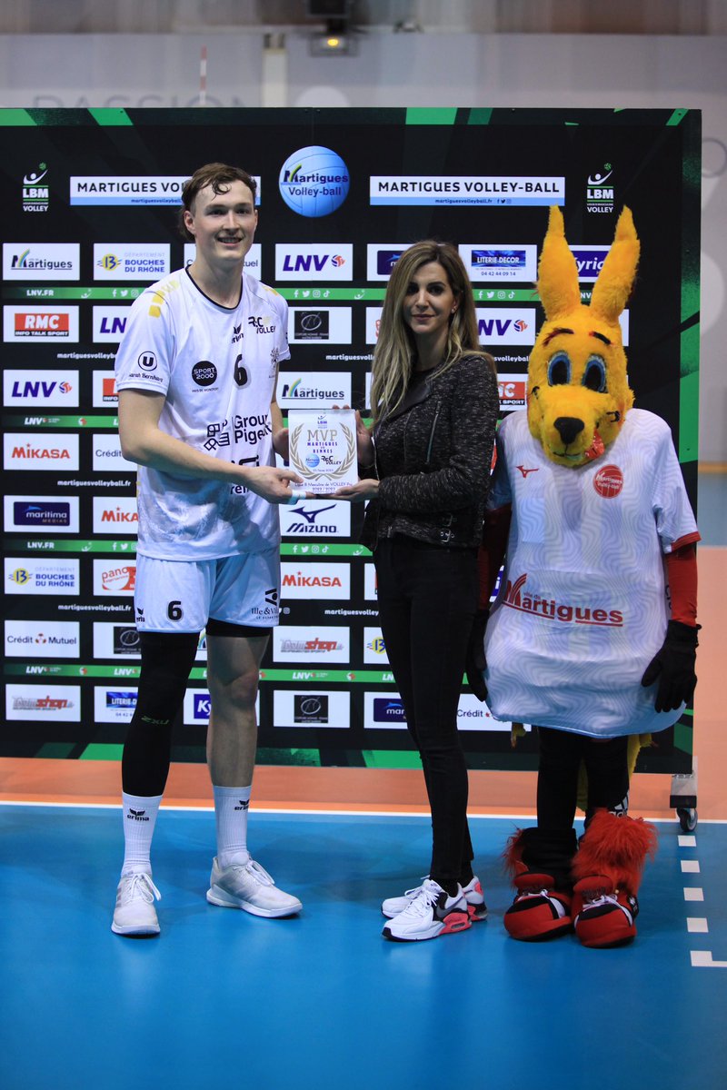 <a href="/MartiguesMVB/">MVBofficiel</a> battu par <a href="/recvolley/">RECVOLLEY</a> ce soir . On a mené 2/0 puis Rennes est revenu nous coiffer au tie-break. Ethan Garret élu MVP de la soirée <a href="/LNVofficiel/">LNV</a> . Bravo