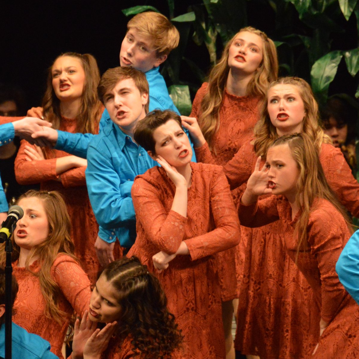 UrbShowChoir's tweet photo. Ain't no party like a...STUDIO 2023 party! 

Y'all were swingin' at #SOTR23!🧵 https://t.co/0oP18ISW0X