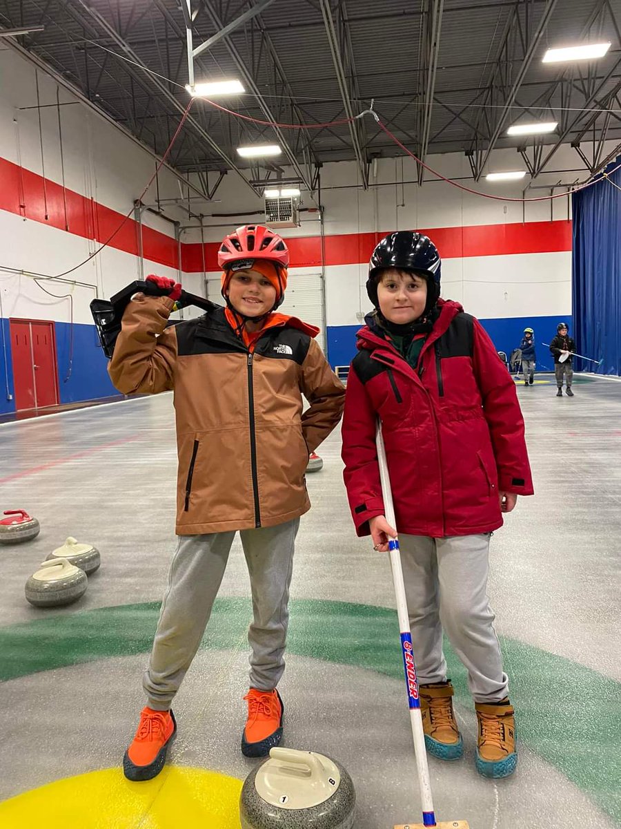 1stHaney's tweet image. Troop held a #learntocurl event 🥌They tried throwing some rocks, sweeping, and played a couple ends! @scoutscanada @GEWCRocks #scouts #scoutsdostuff #curling #mapleridge