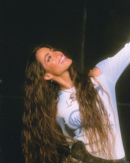 tinissongs's tweet photo. not new to tinista twt 
looking for moots <3
19
she/they
from the Netherlands 🇳🇱

♡ / ↻ to be moots! #cupido #tini https://t.co/ffP5JyOo1C