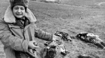 31 yıl önce;Hocalı’da yüzlerce Azerbaycan Türk’ü,Rus-Ermeni işbirliğiyle alçakça katledildi.
BU SOYKIRIM KARŞISINDA;
İNSANLIK SUSTU
HIRİSTİYAN ALEMİ SUSTU
KİMİ İSLAM ÜLKELERİ SUSTU
SADECE TÜRK SUSMADI
TÜRKLÜK AYAĞA KALKTI
TÜRK’ÜN FERYADINA TÜRK KOŞTU.
Şehitlerimizin ruhu şadolsun