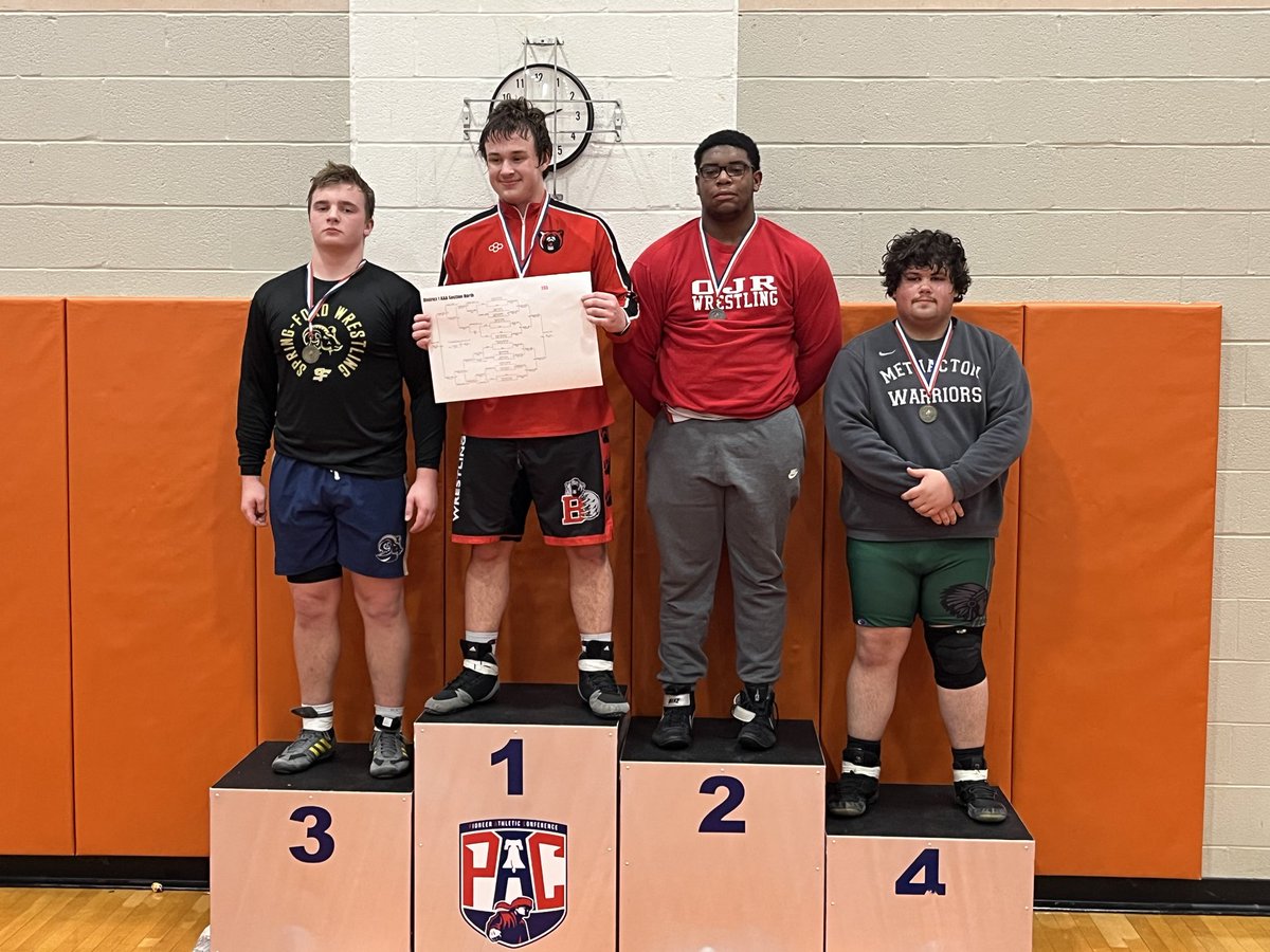ar_hudak's tweet photo. So proud of you Connor taking 3 rd place in heavyweight wrestling today at PV. Way to represent SF Varsity wrestling π€ΌββοΈ. And only a sophomore. β¦@connor_hudakβ© #tournament #wrestling #SFRAMS #dedicated #hardworker #team #heavyweight β¦β¦@WrestlingSfβ© https://t.co/IqMAXoYBYb