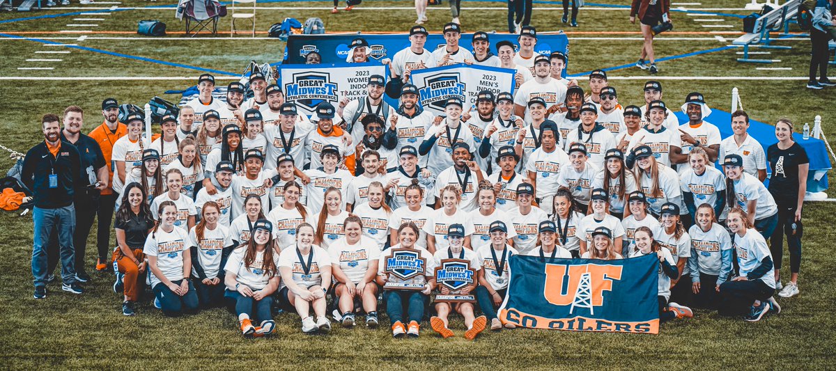 🏆A New Standard🏆

2⃣ TEAMS
2⃣ TROPHIES

Oilers track &amp; field brings back ALL the hardware to Northwest Ohio...where it belongs.