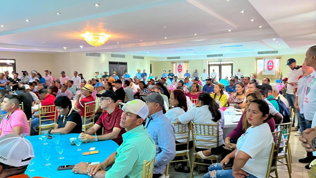 Rómulo Roux tweet media