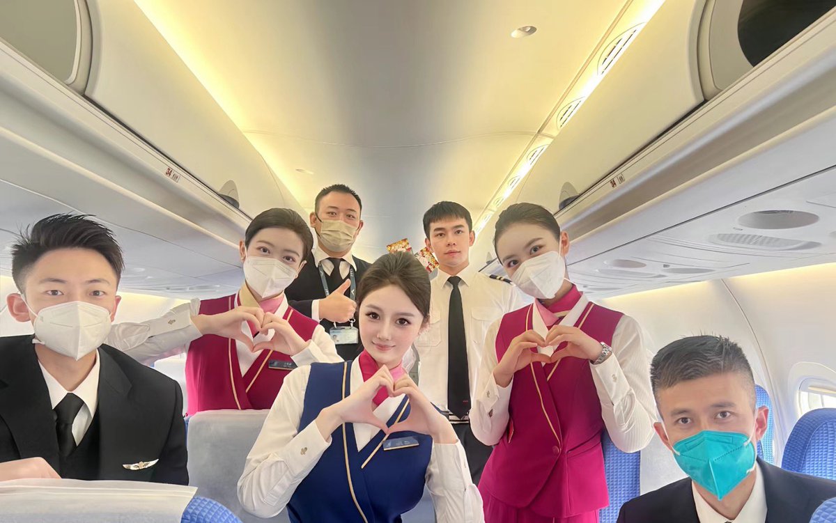 YvesHobson2's tweet photo. 天天这么个飞法，怎么样找男朋友 https://t.co/jtWHywYCt9