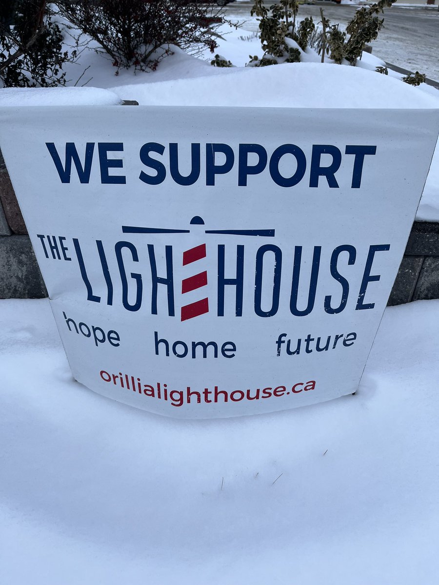 Thanks <a href="/TwinLakes_SS/">Twin Lakes Secondary</a> for serving as host site for the annual <a href="/CNOYOrillia/">CNOY Orillia</a> walk in support of orillialighthouse.ca #CNOY2023