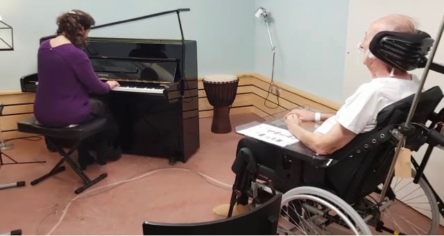 Two recitals 2day: Bach fugues and French Overture to end Klavierissimo Festival in Wetzikon (Zurich); and earlier the whole Goldberg Variations on an upright in a hospital for a dear friend suddenly paralysed by stroke and who can't talk. Moving beyond words. Cherish life!