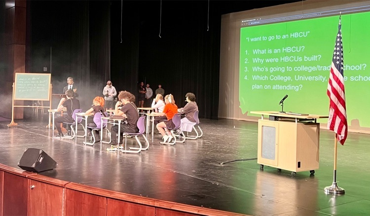 M19_MHS's tweet photo. MHS honored Black History Month through a presentation organized by No Place for Hate & African American Studies, highlighting HBCU's and Greek Organizations. The event was amazing and rich with history, information and culture!#OneTeamOneTribeOneFamily #MHSTheHighSchoolOfChoice https://t.co/dKskctsSlj