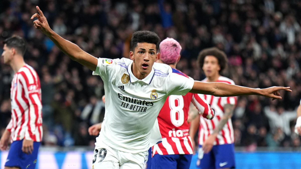 A jugado tan solo 12 minutos está temporada con el Real Madrid,y ya Lleva 1 gol y 1 asistencia
Anoten su Nombre
ÁLVARO RODRÍGUEZ, PRESENTE Y FUTURO DEL REAL MADRID 💜🇺🇾