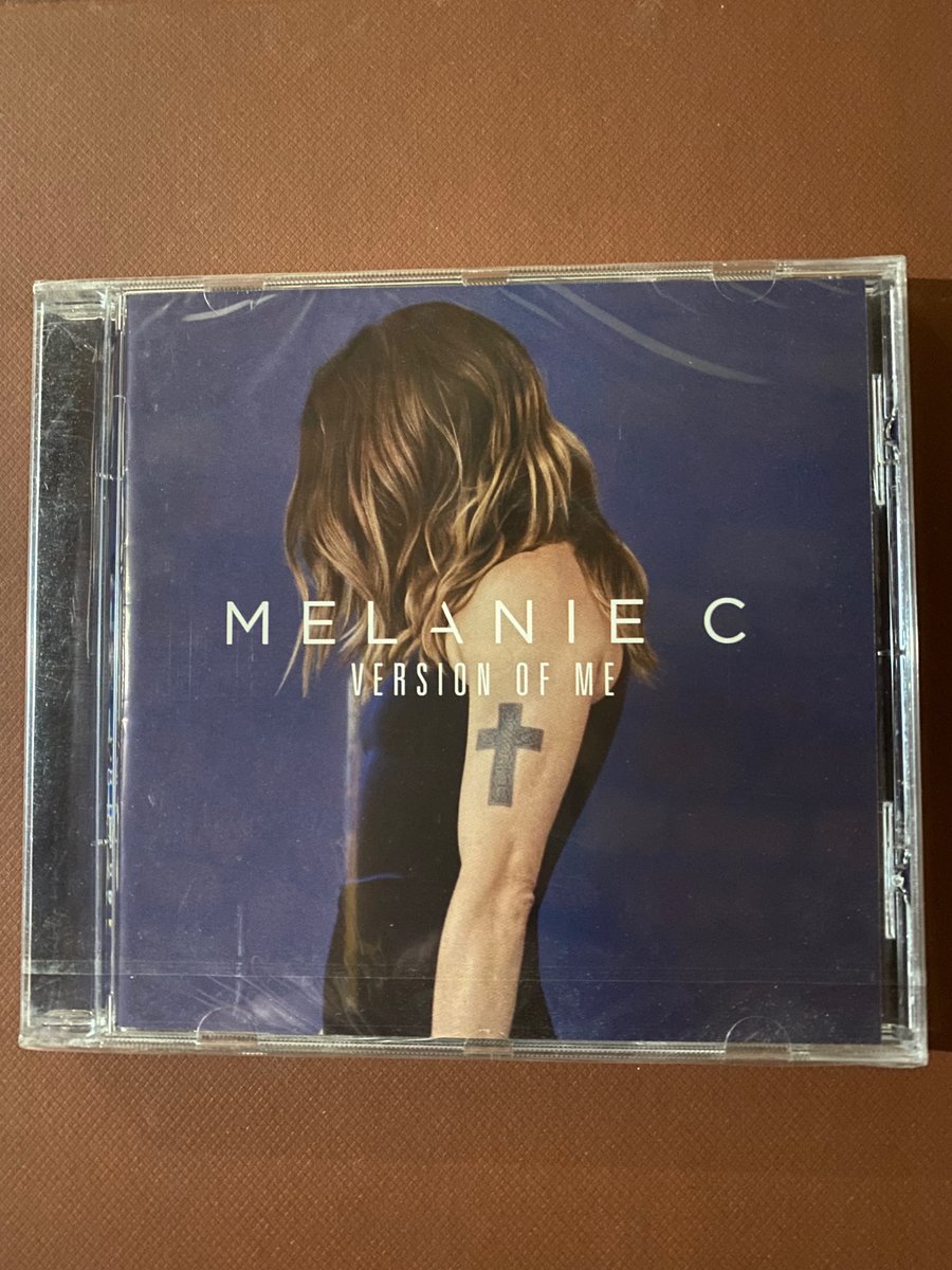 RevistasCDsYMas's tweet photo. #MelanieC CD #VersionOfMe Importado #UK
Nuevo y Sellado
🇲🇽 CÓMPRALO AQUÍ 👉
https://t.co/xdVuYsokmu
🌎 O AQUÍ 👉
https://t.co/FuVbJijdcr
#DearLife #Escalator #Anymore #SomethingForTheFire #Numb #RoomForLove #Unravelling #LovingYouBetter #OurHistory #Blame #SpiceGirls #MelC https://t.co/7oHNSwcMIa
