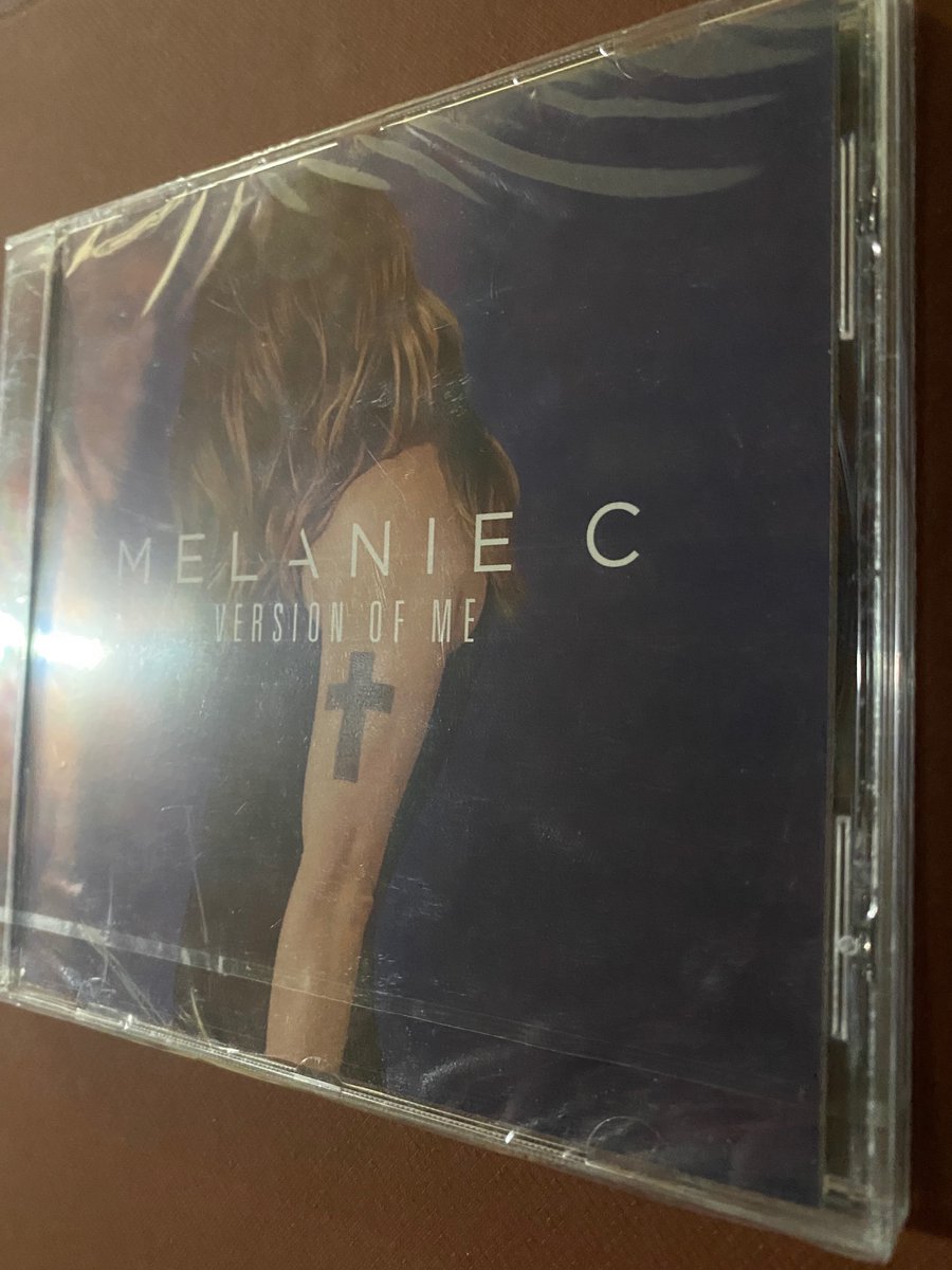 RevistasCDsYMas's tweet photo. #MelanieC CD #VersionOfMe Importado #UK
Nuevo y Sellado
🇲🇽 CÓMPRALO AQUÍ 👉
https://t.co/xdVuYsokmu
🌎 O AQUÍ 👉
https://t.co/FuVbJijdcr
#DearLife #Escalator #Anymore #SomethingForTheFire #Numb #RoomForLove #Unravelling #LovingYouBetter #OurHistory #Blame #SpiceGirls #MelC https://t.co/7oHNSwcMIa