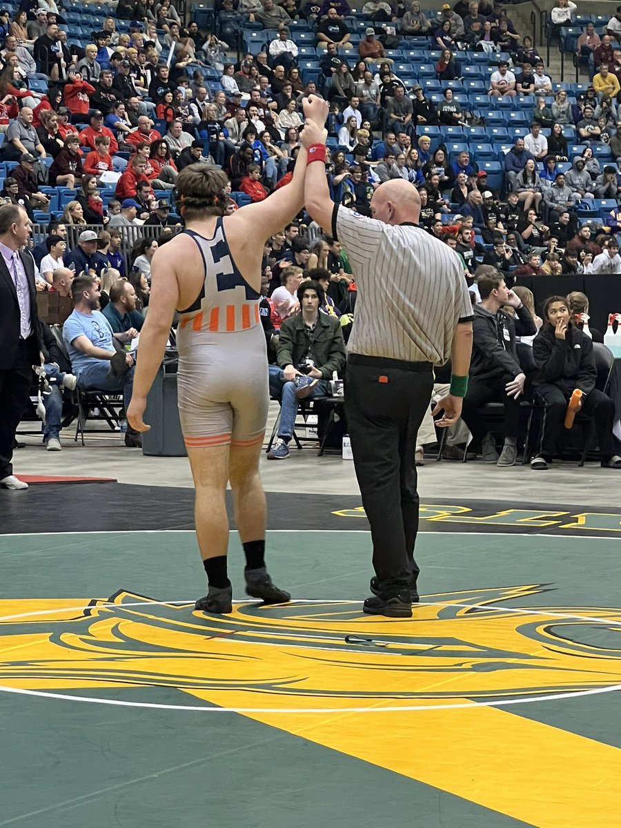 OEastAthletics's tweet image. Your 6A 285 State Champion at the @KSHSAA State Wrestling Championships is Brett Carroll!  Bringing home the first state wrestling championship in school history.  Hawk Proud!!  @llarsonoe @OlatheEastHawks