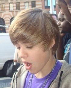 osmebody's tweet photo. Um compilado do Justin Bieber criança pra limpar a tml de vocês - a thread https://t.co/RUvy1QM4Zq