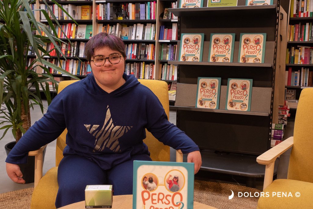 dolorspena's tweet photo. Quan comencem el dissabte acompanyant a la #MinervaComerma @DolorsComerma presentant a Vic #personperson @AbacusBooks segur que el capdesetmana anirà rebé! @annadelana #carmerubio https://t.co/5ULJl88yUT