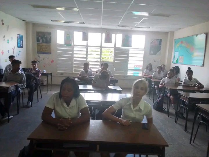 MirbelisT's tweet photo. El seguimiento a nuestros profesores de las escuelas pedagógicas  es importante, para garantizar la cobertura futura.#CubaMined #Primaria @MasielyRodrgue1 @EPRaulCorrales_ @DamaraPrezGmez1 @CalderonPineiro @elsa_ena @MtnezIc https://t.co/ymqwHhn6gJ