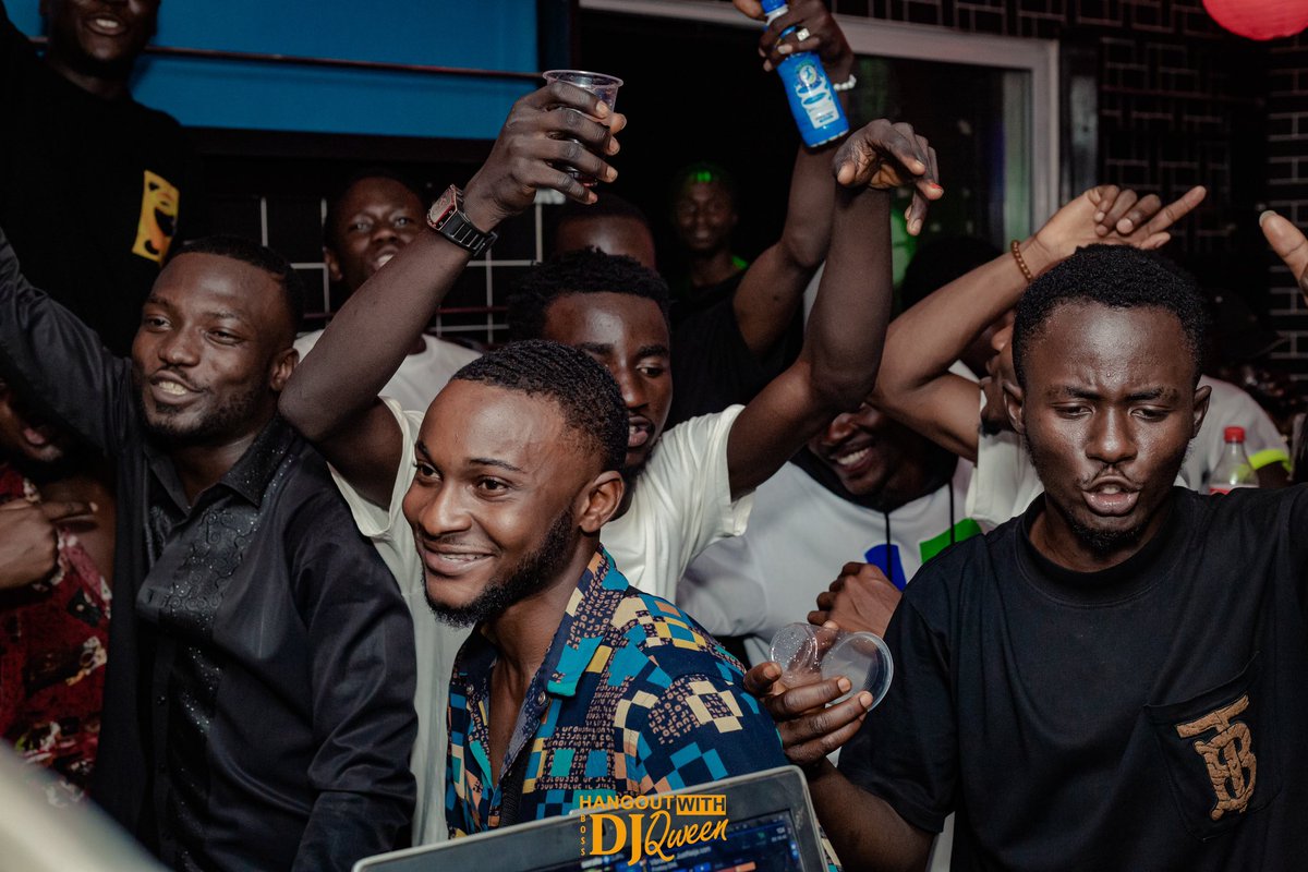 Moments!!!!!!!
<a href="/_Thrixian/">JOStified X</a> <a href="/JTOWNACTION/">J-Town Action と Solidarity</a> @PeterGin <a href="/yungkheengz/">king bawa</a> <a href="/Ab_king_/">Ab king</a> <a href="/only__kingston/">Kingston</a> <a href="/aphroDIJA/">DI’JA 🇳🇬🇸🇱</a> <a href="/elbeehalan/">L.B HALAN</a> <a href="/lyricaldrsmith1/">lyricaldrsmith1</a> 
#HangOutWithBossDjQween
#FCM 
#familycastlemusic