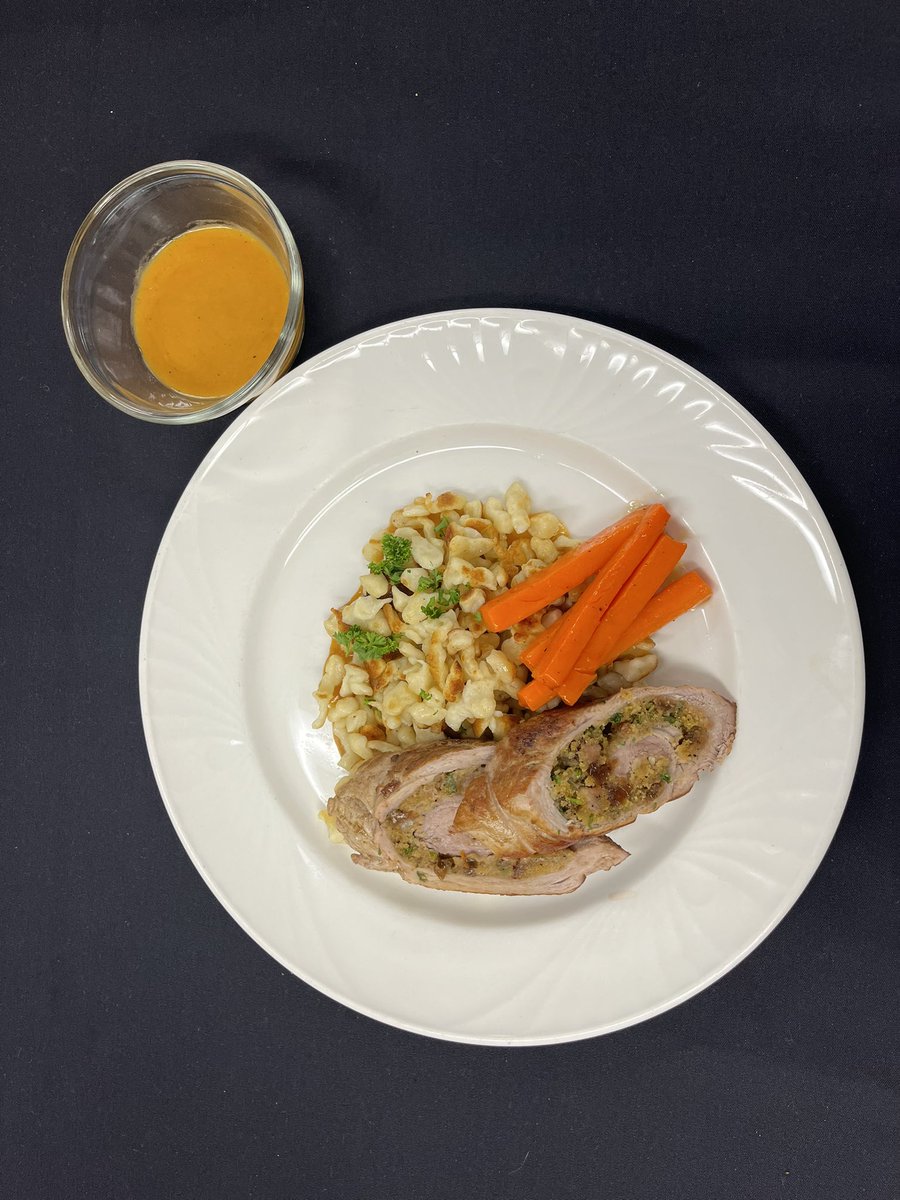 HSCCYeg's tweet photo. The main courses have been served! From teams 9, 10, 11 &amp; 12 we bring you stuffed pork tenderloin, spaetzle, and glazed carrots batonnet. #hsccyeg #culinaryart https://t.co/eATZjPEM2E