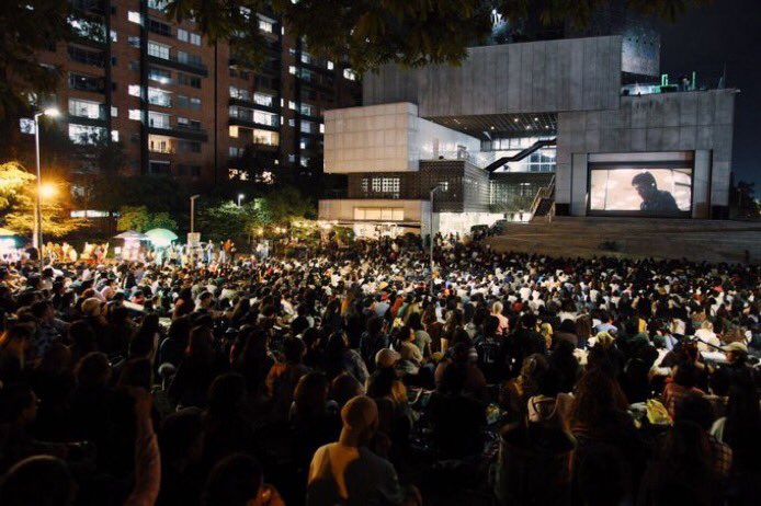 cachoecheverri's tweet photo. Medellín sin muros!!  (y cerramientos)   es la ciudad que deseamos e imaginamos todos, @MAMMedellin anoche🌺 ¡Gracias! https://t.co/b270oBzgNX