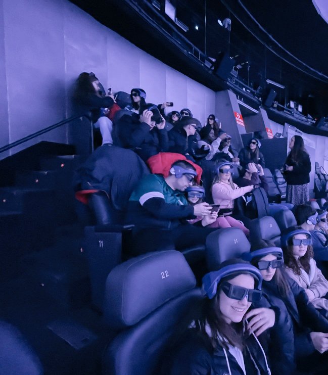 BSNLanguages's tweet photo. Clean energy film in IMAX in a truly spectacular building @BSNEco @CACiencies! @BSN_SSL @BSN_SSV #ssvspanish #sslspanish https://t.co/AENPcbXgfc