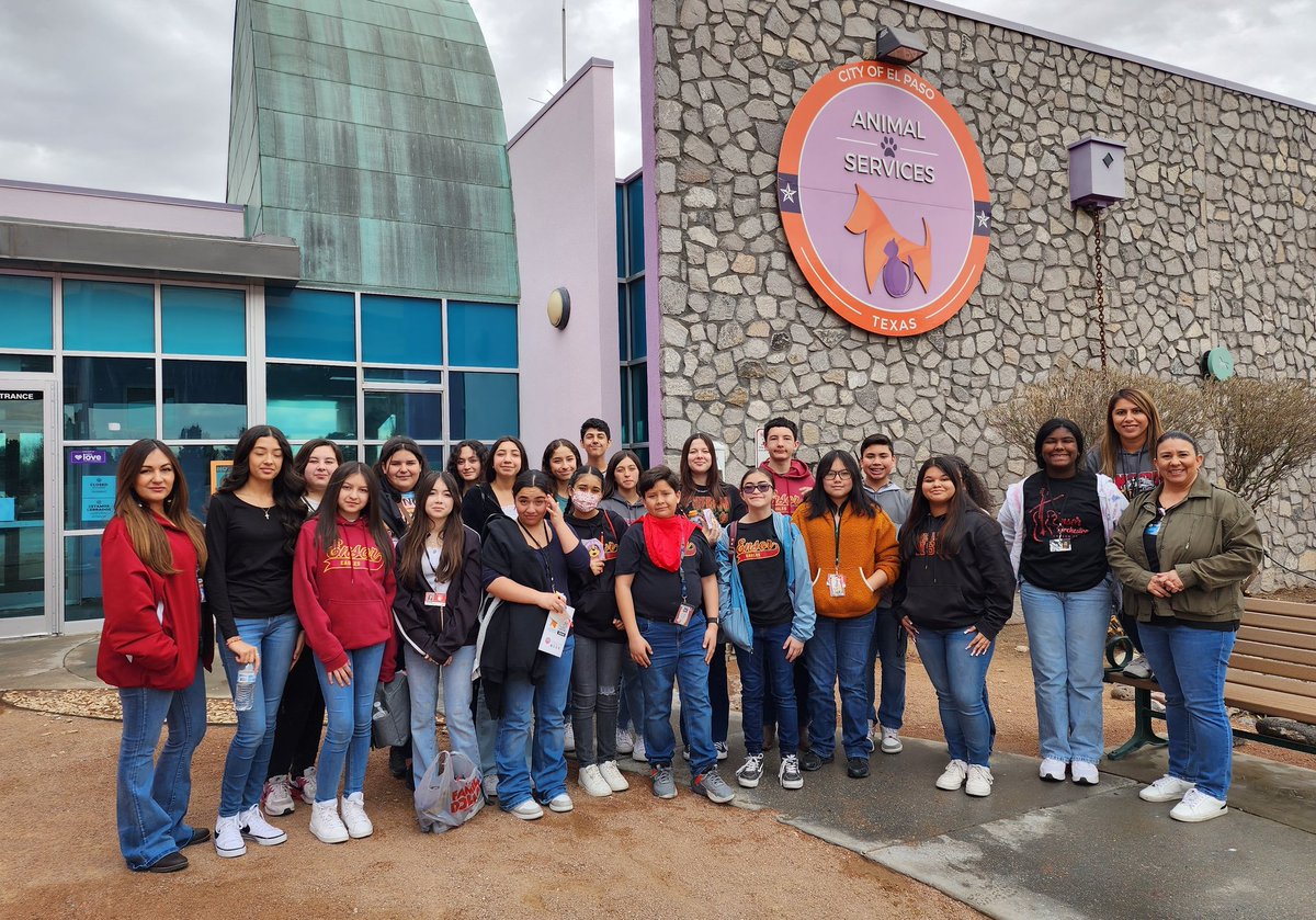 Ealcala_EMS's tweet photo. Spanish Club members spent their Saturday morning doing community service at the @ElPasoAnimalSvc. We had so much fun and learned so much. We wanted to bring all the animals home with us. @aleseade2022 @fuentesbecks @Ensor_MS @dpalmer_EMS #WeAreEnsor @LOTE @ems_spanishclub https://t.co/JvjCIGY595