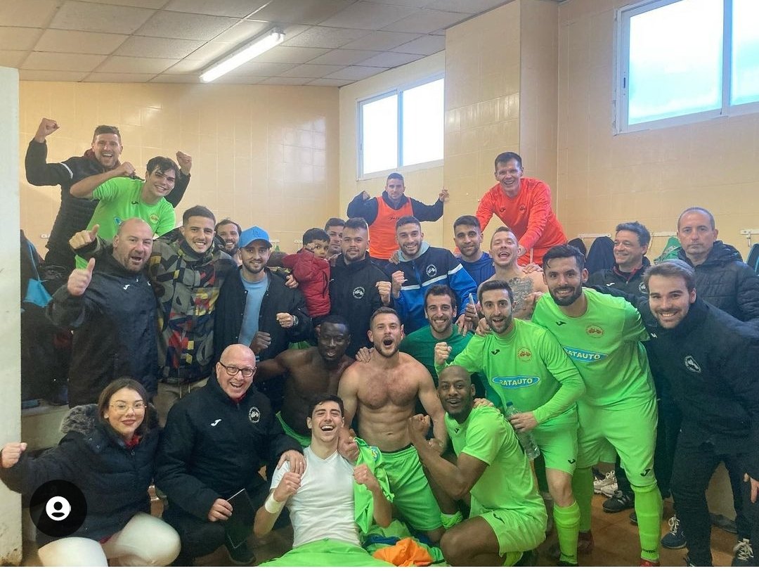 Dawid220216's tweet photo. ✅ +3  💚🔥🧡💪
✅ Portería a cero 🥅⛔ https://t.co/GmMPrWmWfS