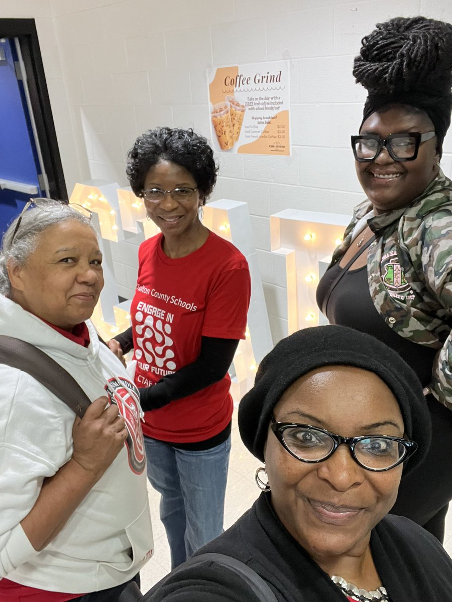 HopeHopkinsFACS's tweet photo. 2023 CTAE Middle School Career Expo! @FultonCoSchools @FCSCTAE @ChefWilborn @prin_pauldwest @D_West_Cafe @pauldwestfccla https://t.co/d9Z1N26oNq