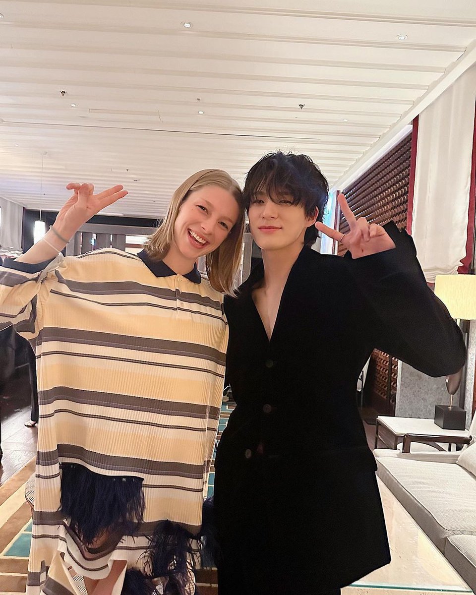 hunter schafer gallery. on Twitter: